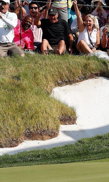 Four score: U.S. dominates opening round at Presidents Cup